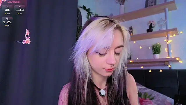 TristaRoht online show from 04-12-26, 03:17