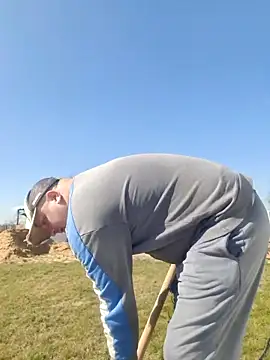 Snapshot of Pandasky chatting on 03-20-25, 11:27 Pandasky online show from 03-20-25, 11:27