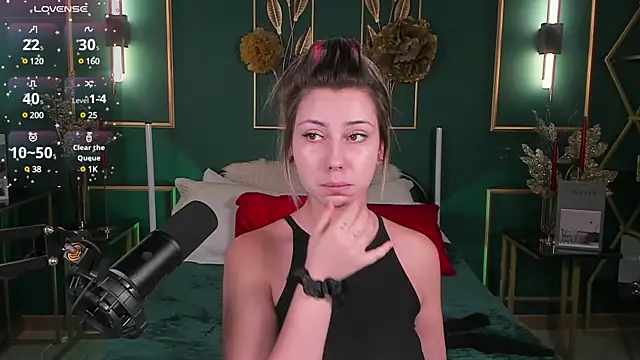 PennyMay online show from 12-21-24, 03:36