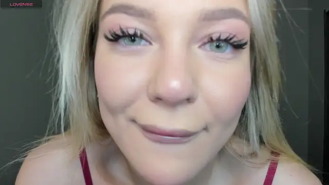 sarahphyllis online show from 11-13-25, 09:03