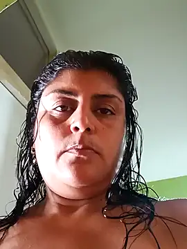 Snapshot of AlyDenalioficial chatting on 01-17-25, 06:23 AlyDenalioficial online show from 01-17-25, 06:23