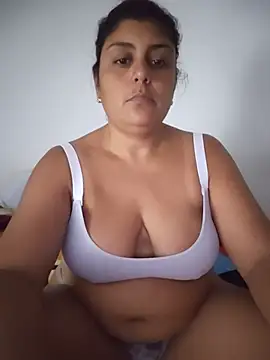 Snapshot of AlyDenalioficial chatting on 06-09-26, 05:46 AlyDenalioficial online show from 06-09-26, 05:46