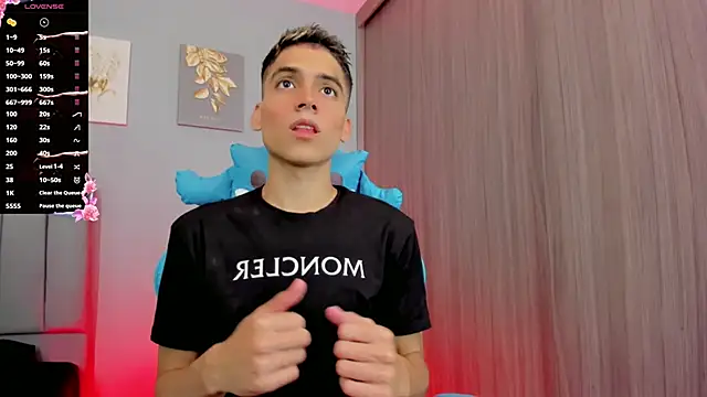 Snapshot of jake_and_joaquin chatting on 02-21-25, 08:16 jake and joaquin online show from 02-21-25, 08:16