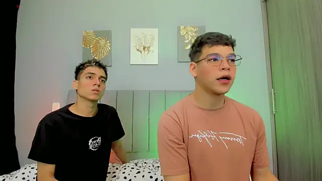 Snapshot of jake_and_joaquin chatting on 03-02-25, 01:36 jake and joaquin online show from 03-02-25, 01:36