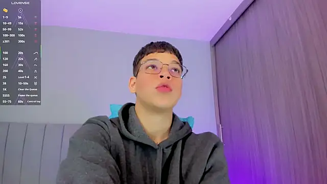 Snapshot of jake_and_joaquin chatting on 03-10-25, 08:37 jake and joaquin online show from 03-10-25, 08:37