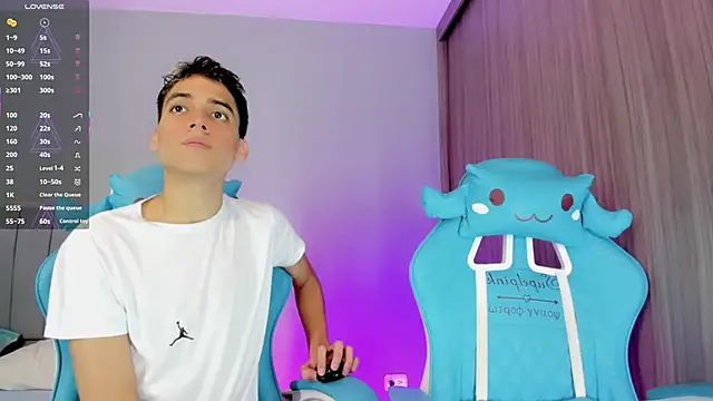 Snapshot of jake_and_joaquin chatting on 03-13-25, 03:00 jake and joaquin online show from 03-13-25, 03:00