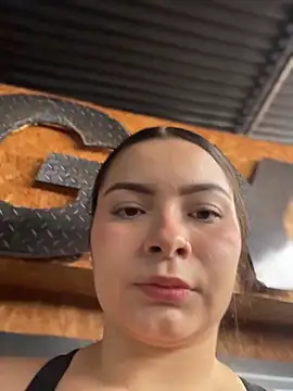 Snapshot of aneesa_darzi chatting on 02-02-26, 09:24 aneesa darzi online show from 02-02-26, 09:24