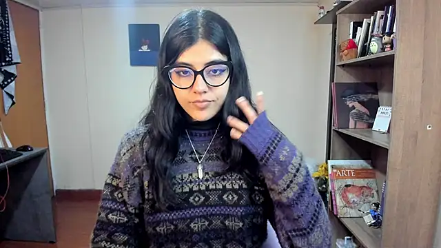 valerie  skyy online show from 03-10-25, 07:40