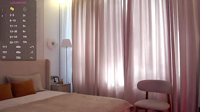 Snapshot of ArielleSou chatting on 07-04-26, 03:35 ArielleSou online show from 07-04-26, 03:35