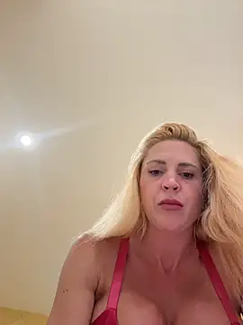 Snapshot of Kate-monroe chatting on 06-02-26, 06:21 Kate-monroe online show from 06-02-26, 06:21