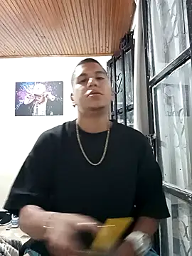 Snapshot of Peterking11 chatting on 11-04-25, 09:41 Peterking11 online show from 11-04-25, 09:41