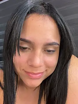 Snapshot of pamela_anderson_ chatting on 12-20-24, 11:21 pamela anderson online show from 12-20-24, 11:21