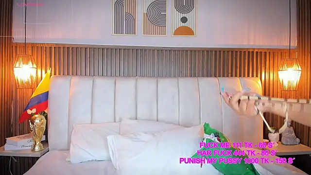 Snapshot of Ashleyy23x chatting on 07-14-26, 07:30 Ashleyy23x online show from 07-14-26, 07:30