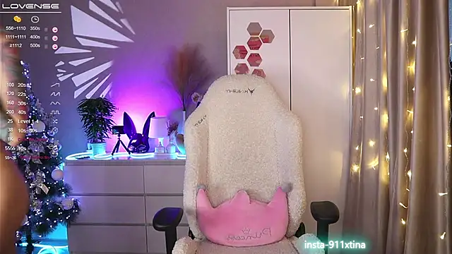 Break-me-Shake-me online show from 01-24-25, 01:56