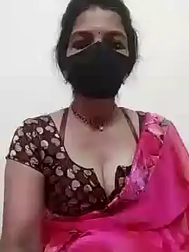 Snapshot of Shuttii_25 chatting on 12-24-24, 05:27 Shuttii 25 online show from 12-24-24, 05:27