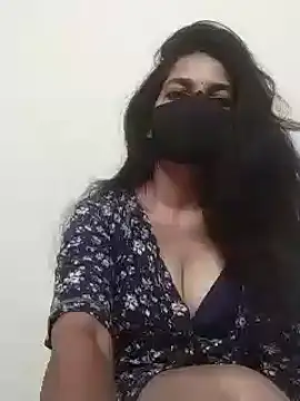 Snapshot of Shuttii_25 chatting on 03-04-25, 07:30 Shuttii 25 online show from 03-04-25, 07:30