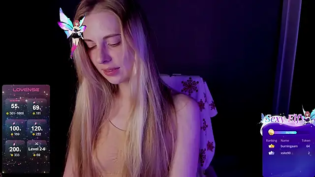 Snapshot of Aqualen chatting on 12-25-24, 10:06 Aqualen online show from 12-25-24, 10:06