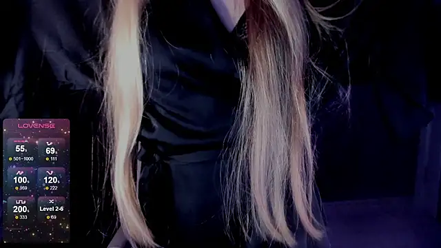 Snapshot of Aqualen chatting on 03-16-25, 09:16 Aqualen online show from 03-16-25, 09:16