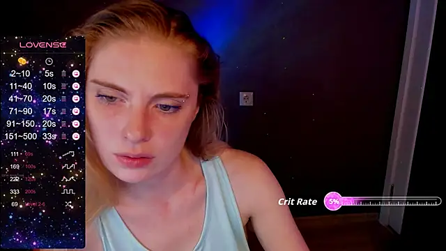 Snapshot of Aqualen chatting on 10-06-25, 12:35 Aqualen online show from 10-06-25, 12:35