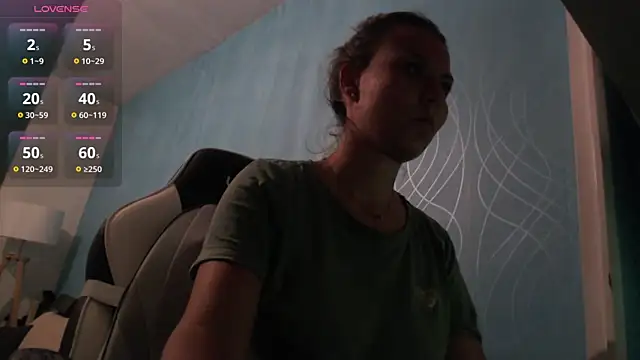 Snapshot of BabyNila chatting on 09-10-25, 07:36 BabyNila online show from 09-10-25, 07:36