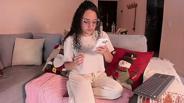 DAHLIA BROWNIE online show from 12-01-25, 03:55