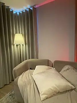 AnnaCastillo  online show from 03-07-26, 10:51