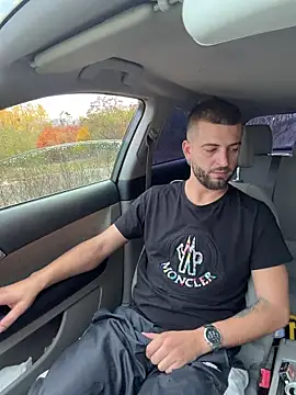 ElChapoGuzman95 online show from 10-27-25, 05:22