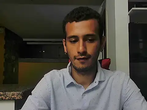 talktome4 online show from 04-06-26, 12:30