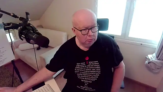 Snapshot of ScrawnyFire chatting on 02-16-26, 11:28 ScrawnyFire online show from 02-16-26, 11:28