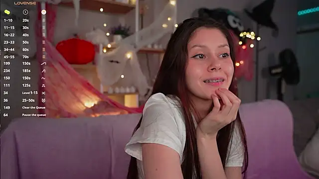 Melissa shawty  online show from 10-31-25, 01:56