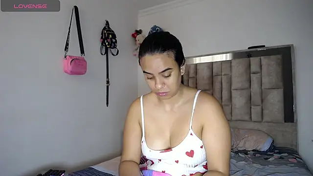 tiffany  pink online show from 04-14-26, 03:18