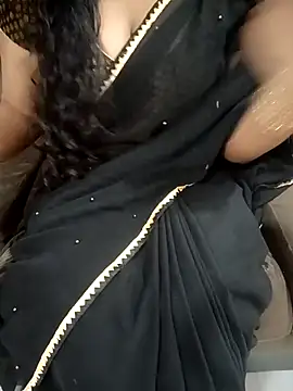 Mounika25 online show from 11-17-25, 06:19