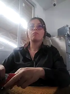 Snapshot of ERIS666 chatting on 03-18-25, 07:10 ERIS666 online show from 03-18-25, 07:10