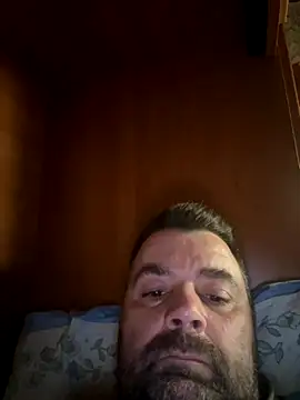 Snapshot of h4cAlex chatting on 10-28-25, 08:33 h4cAlex online show from 10-28-25, 08:33