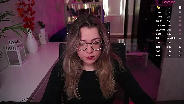 Snapshot of RemyCute chatting on 02-01-26, 10:25 RemyCute online show from 02-01-26, 10:25