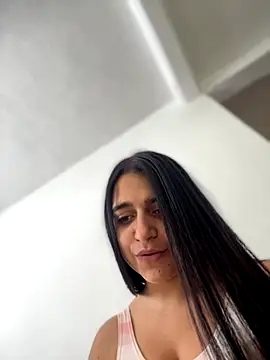 Alicia Ruiz online show from 09-12-25, 06:08