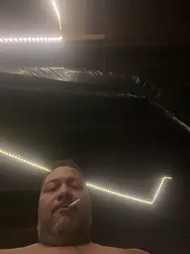 bigzae82 online show from 03-06-25, 08:08