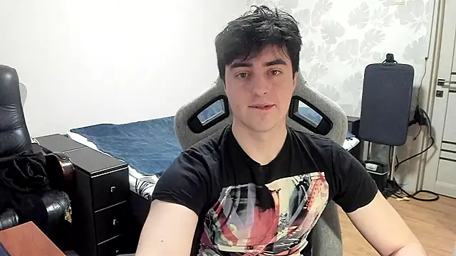 Knuckles17 online show from 02-10-26, 01:04