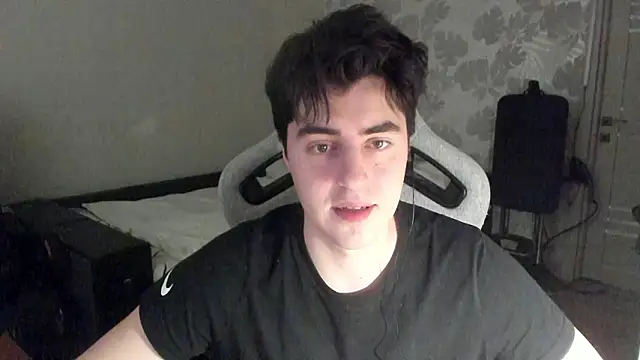 Knuckles17 online show from 02-11-26, 01:27