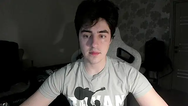 Knuckles17 online show from 03-09-26, 01:48