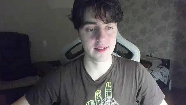 Snapshot of Knuckles17 chatting on 06-20-26, 12:03 Knuckles17 online show from 06-20-26, 12:03