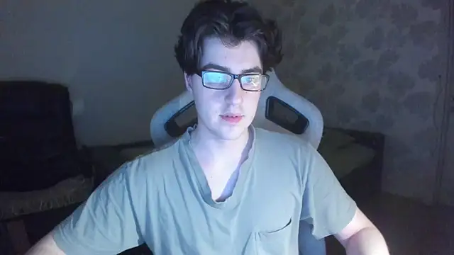 Snapshot of Knuckles17 chatting on 07-15-26, 11:10 Knuckles17 online show from 07-15-26, 11:10