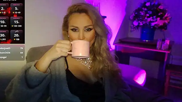 Snapshot of Radmila_Queen_ chatting on 12-04-24, 05:33 Radmila Queen  online show from 12-04-24, 05:33