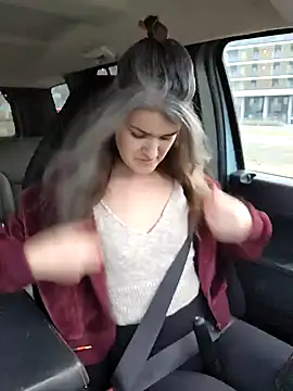 Snapshot of Lilmissvyx chatting on 01-27-25, 04:22 Lilmissvyx online show from 01-27-25, 04:22