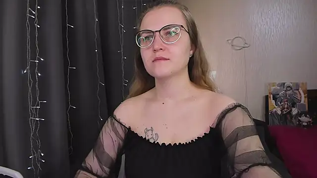 MissBrightShine online show from 03-08-26, 07:45