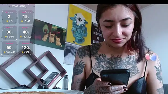 Snapshot of ZoeBakers_ chatting on 02-14-26, 05:43 ZoeBakers online show from 02-14-26, 05:43