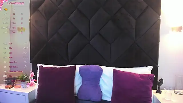 Snapshot of letiziia_sky1 chatting on 06-08-26, 08:31 letiziia sky1 online show from 06-08-26, 08:31