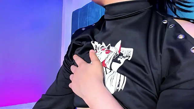 Snapshot of Satuurn_ chatting on 01-17-25, 05:19 Satuurn online show from 01-17-25, 05:19