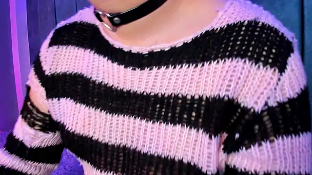 Snapshot of Satuurn_ chatting on 01-18-25, 02:12 Satuurn online show from 01-18-25, 02:12