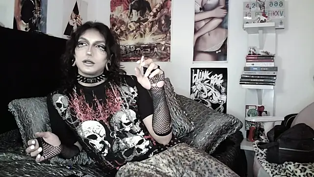 Snapshot of kiiler_queen chatting on 05-14-26, 07:31 kiiler queen online show from 05-14-26, 07:31